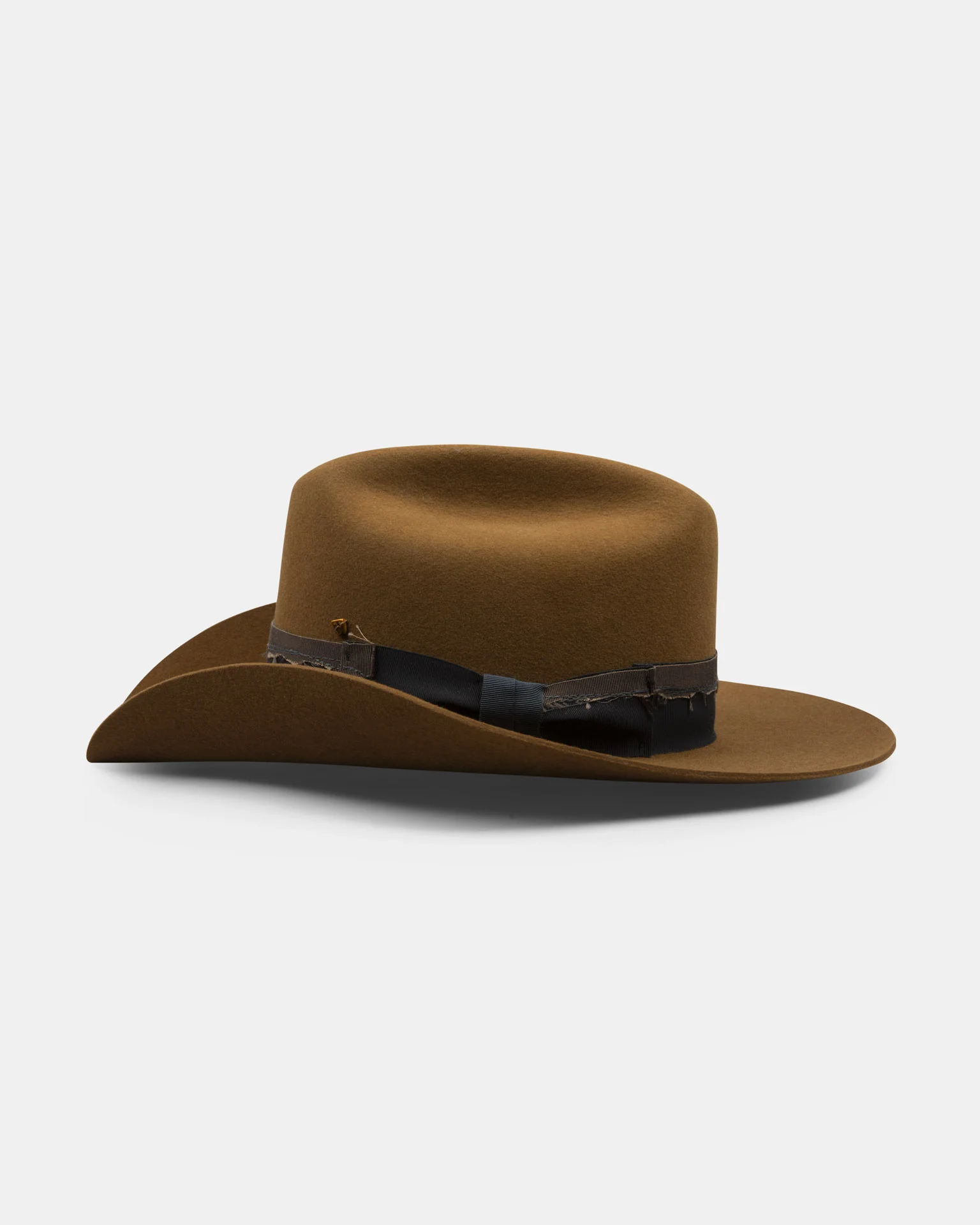 Luke Camel - Image 4
